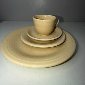 Fiestaware Ivory 4 Piece Place Dinner Place Set Homer Laughlin Made in the USA